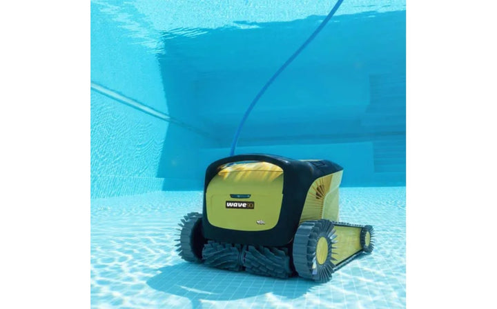 Dolphin Wave 90i Commercial Robotic Pool Cleaner - view 4
